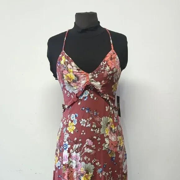 Lulu's That Loving Feeling Red Knee-Length V-Neck Floral Sundress, Size S - Picture 4 of 9